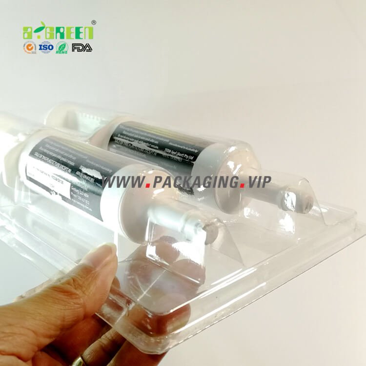 PVC PET clamshell packing with hole to pack two syringes