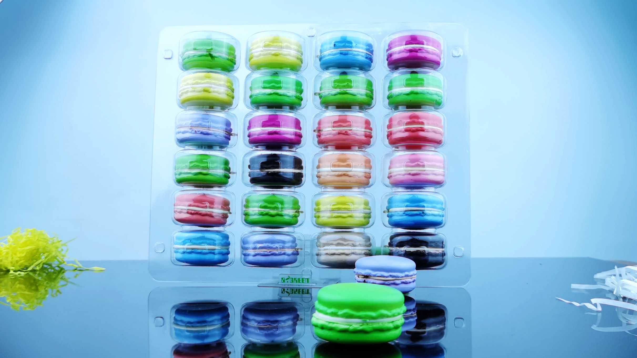 Macaron transparent packaging box