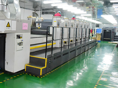 Roland UV-Druckmaschine - Hersteller von Verpackungsanpassungen aus einer Hand Roland UV printing machine - One-stop packaging customization manufacturer