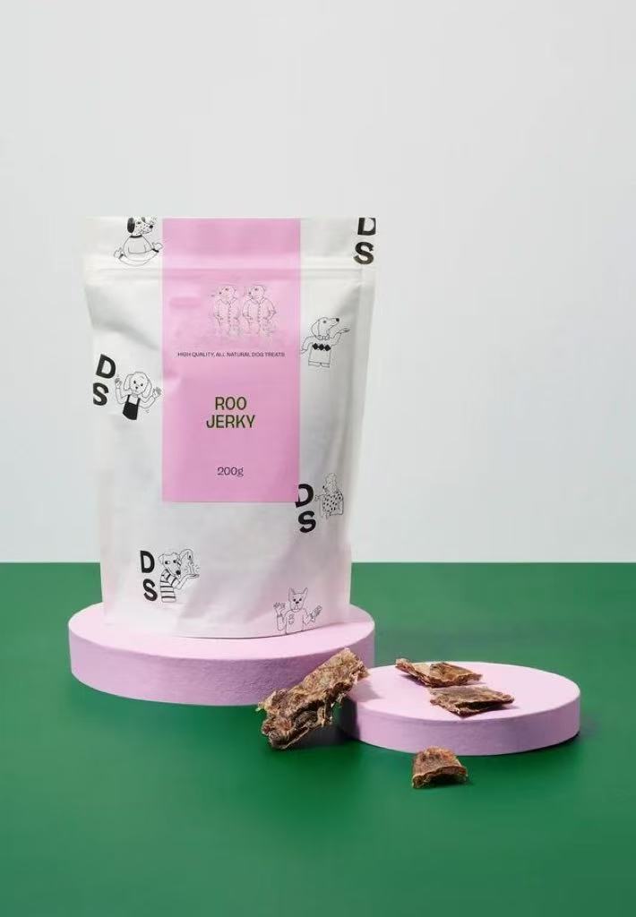 pet food and treat packaging with zipper lock
