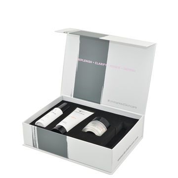 Magnetic closure skincare set box