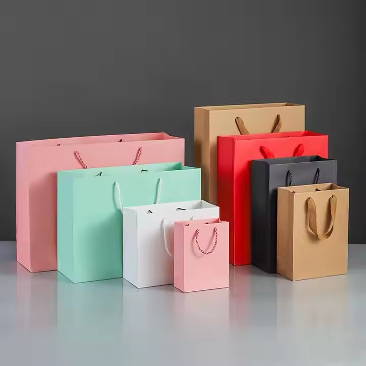 túi giấy kraft có tay cầm