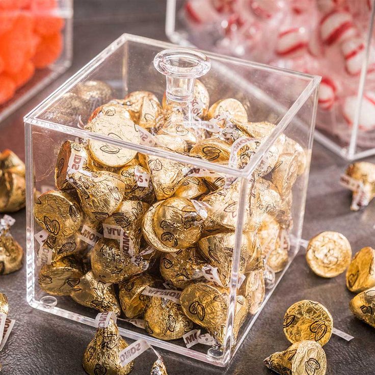 Acrylic transparent box for chocolate