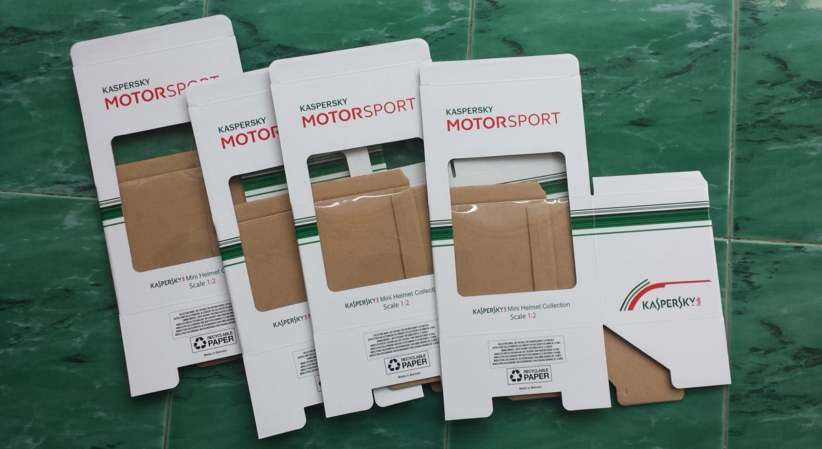 tuck top snap lock bottom with window for toy