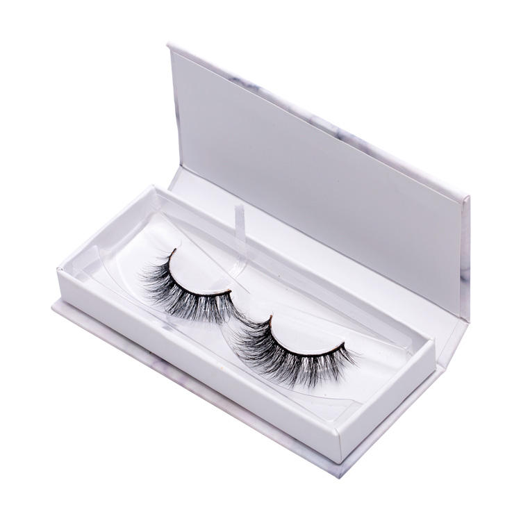 Flip-Top Custom Eyelash Boxes 
